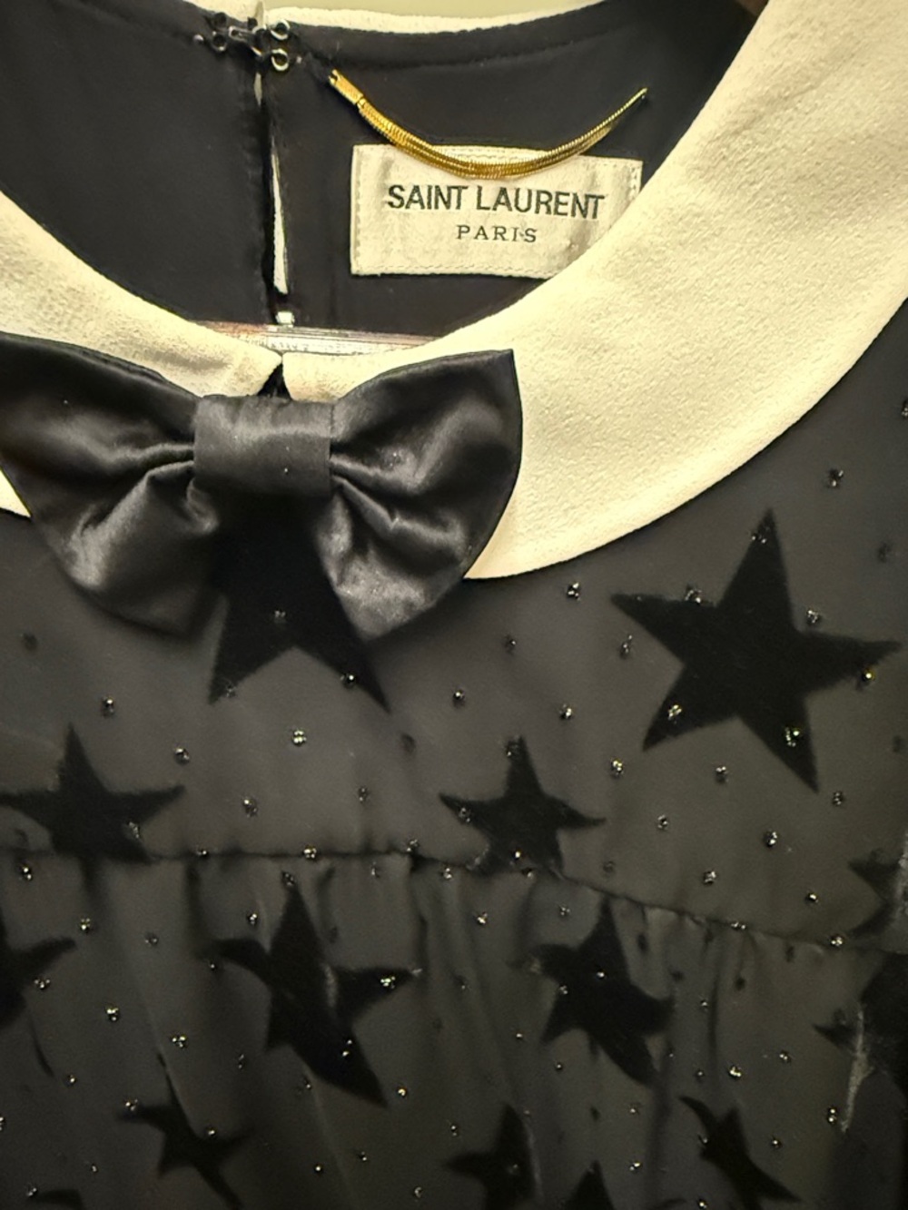 Yves Saint Laurent - Picture 5 of 5